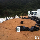 El depósito ilegal con cadáveres de perros y gatos localizado en la cala Salionç, en Tossa de Mar.