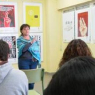 La guatemalteca Claudia Paz, en el instituto de Toreno, habló de los derechos humanos en su país