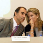 César Antón junto a Alicia García.
