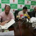 Ignacio Tejera, Ángel Penas y Santos Llamas firmaron el convenio