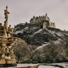 Castillo de Edimburgo desde los Jardines de Princess Street.