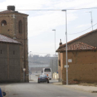 Edificios en Santovenia de la Valdoncina, una de las localidades donde será obligatoria la inspección.