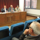La imagen muestra un momento del pleno del ente comarcal de finales del pasado mes de mayo, con la presidencia al fondo.