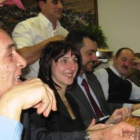 El mantenedor Luis Amigo, el alcalde Julio Anta y el pedáneo Román Díaz durante la fiesta.