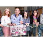 Inmaculada González, Marta Eva García, Carlos Gutiérrez, Ángeles Diez, Raquel Domínguez y Ángel Pérez Pueyo, en la Facultad de Educación. DL