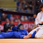 La japonesa Kaori Matsumoto en su combate contra la rumana Corina Caprioriu.