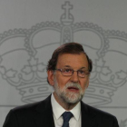 Mariano Rajoy, en la comparecencia de la noche del 1-O en la Moncloa.