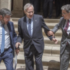 Desde la izquierda, Nadal, con el presidente de la Cambra, Miquel Valls; y el delegado del Gobierno, Enric Millo.
