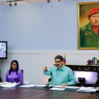 El presidente de Venezuela, Nicolás Maduro, en una reunión con su gabiente de salud.