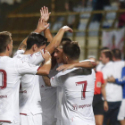 La Cultural celebró la primera victoria del campeonato de Liga con cuatro goles materializados en la primera media hora del partido. FERNANDO OTERO PERANDONES