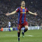 El delantero asturiano del Barcelona, David Villa, celebra la consecución del cuarto gol del Barça.