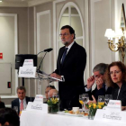 El presidente del Gobierno, Mariano Rajoy, durante su intervención en un desayuno informativo celebrado ayer. BALLESTEROS