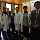 Parte del equipo investigador que dirige el catedrático Julio G. Prieto, en el centro, con el neurocirujano José Cosamalón.