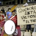 La afición espera que en Barcelona llegue el segundo triunfo leonés