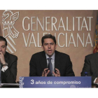Juan Cotino (d), Vicente Rambla (c) y Gerardo Camps, durante una rueda de prensa.