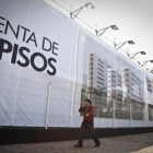 Promoción de viviendas en construcción en el barrio del Gorg de Badalona.