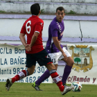 El equipo bañezano sumó tres puntos de oro ante el filial rojillo en el partido aplazado.