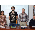 Los representantes de la plataforma leonesa, ayer, en la rueda de prensa.