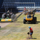 Las obras en el terreno de juego se iniciaron en la mañana de ayer.