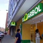 Supermercados El Árbol, con gran presencia en León, es la novena cadena de distribución de España