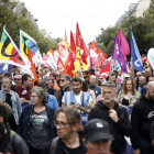 Manifestación de los sindicatos europeos contra la austeridad, este viernes en París. YOAN VALAT