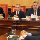 Silván, López Benito, Rajoy y, a la derecha, el interventor, en una imagen de un Pleno. RAMIRO