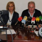 Manoli Ordás y Demetrio Alfonso Canedo, en la rueda de prensa