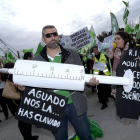 Protesta por la suspensión de las oposiciones.