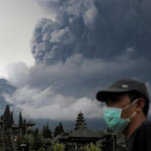 El volcán Agung, en la isla indonesia de Bali.