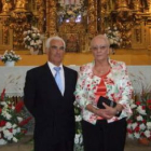 Porfirio y Anita, al término de la misa de celebración de sus 50 años juntos.