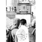 Juan Pablo II se dirigió ayer por videoconferencia a los peregrinos