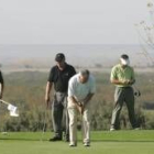 Un centenar de participantes disputaron el Torneo de Empresas en el campo de El Cueto