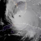 El Irma, captado este domingo por un satélite de la NOAA, la Administración Nacional Oceánica y Atmosférica de EEUU.