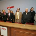 La foto de archivo muestra a la nueva junta del PP de Ponferrada