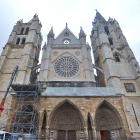 Retirada del andamiaje de la fachada principal de la Catedral de León