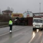 El accidente del pasado martes en Hospital obligó a cortar un carril de la N-120 durante cinco horas
