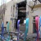 La fachada de la sede del partido Unión Patriota del Kurdistán quedó completamente destrozada