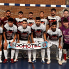 Formación del equipo del Domotec que inició la temporada en Tercera División con victoria. DL