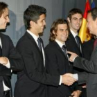 Zapatero bromea con Verdasco en presencia de los otros héroes de la Davis, Feliciano López, Ferrer y