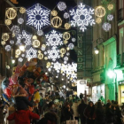 La calle Ancha y sus luces de Navidad. DL
