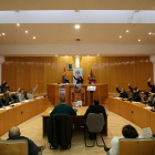 Imagen de archivo de un pleno en el Ayuntamiento de San Andrés del Rabanedo. FERNANDO OTERO