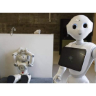 Dos de los robots con los que trabaja uno de los grupos de investigación de Ingenierías de la Universidad de León. RAMIRO