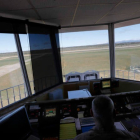 Imagen de la pista del aeropuerto de León desde la torre de control, que es de carácter militar. ARCHIVO