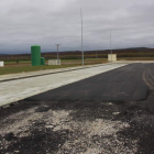 La obra de acceso al polígono permitirá finalizar el suelo industrial de Almanza. CAMPOS