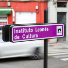 Cartel indicador del Instituto Leonés de Cultura
