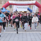 Corredores y corredoras de León en una de las competiciones solidarias de la oenegé Entreculturas.