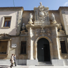 Vista exterior de la Audiencia Provincial de León.