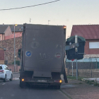 Camión de la basura en San Andrés del Rabanedo.