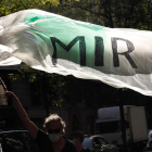 Imagen de archivo de una protesta de médicos residentes (MIR) en Madrid. EFE/J.J. Guillén