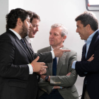 Los presidentes de Galicia, Alfonso Rueda (c); Murcia, Fernando López Miras (i); Valencia, Carlos Mazón (d), y Castilla y León, Alfonso Fernández Mañueco (2i), durante la reunión del Comité Ejecutivo Nacional del PP.